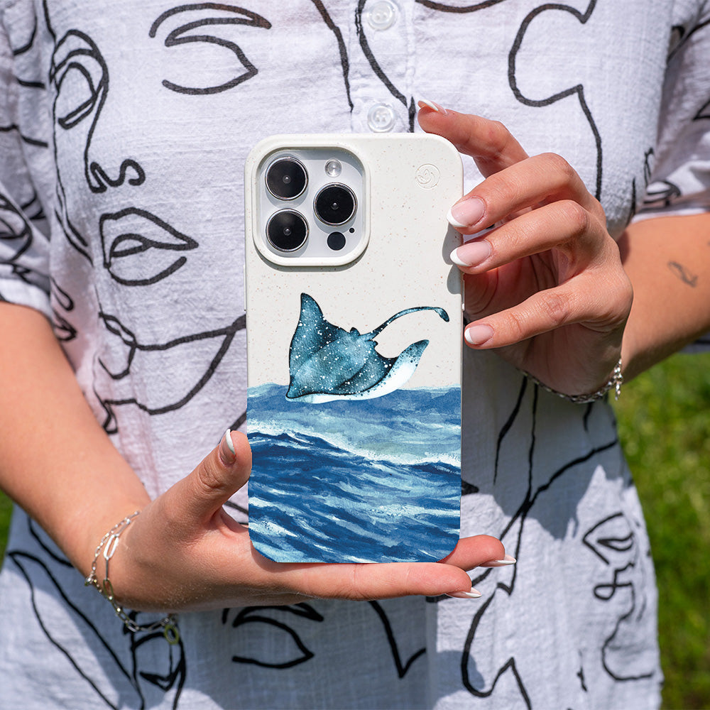 iPhone 16e Case - white Manta - "Manta Wave" - sustainable