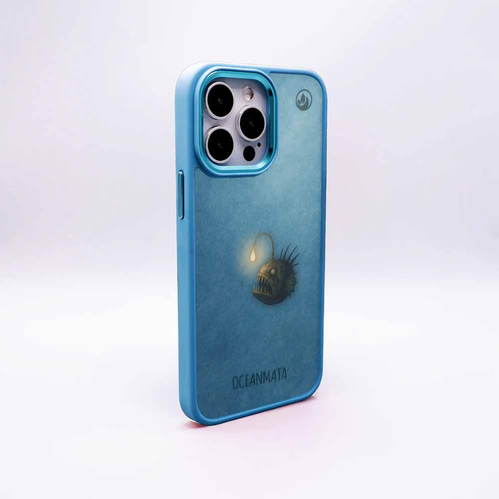 iPhone 14 pro max Hülle - Anglerfisch blau - "Sour" - nachhaltig