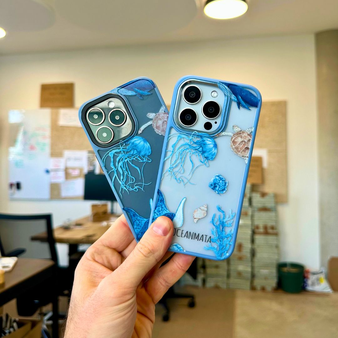 iPhone 11 pro Hülle - Schildkröte bunt - "Turtle & Friends" - nachhaltig