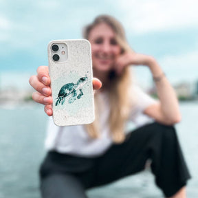iPhone 11 pro Hülle - Schildkröte grün - "Baby Turtle" - nachhaltig