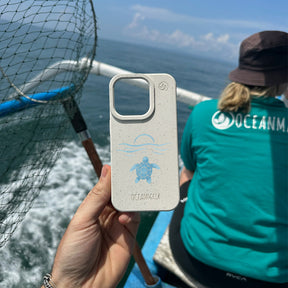 iPhone 12 mini Hülle - weiß - "Into the Sun" - nachhaltig