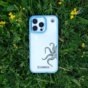 iPhone 15 pro Hülle - Oktopus blau - "TentacleTheory" - nachhaltig
