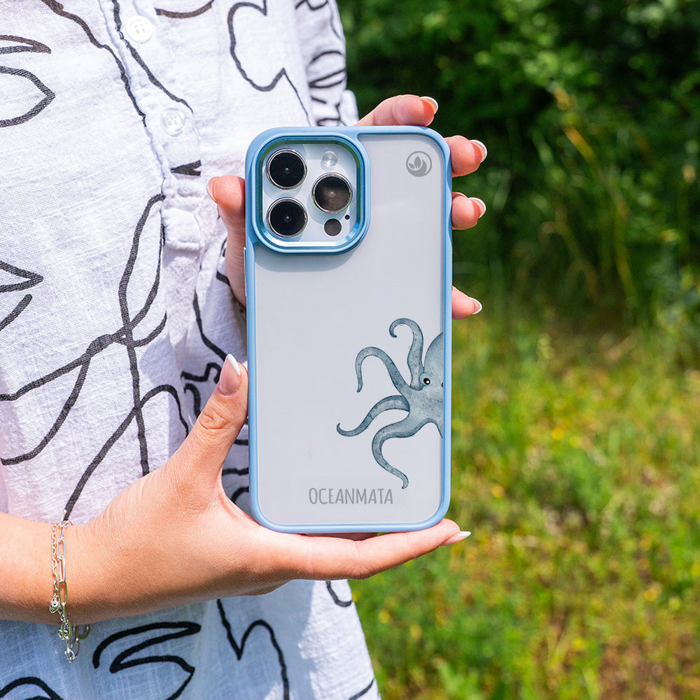 iPhone 15 pro Hülle - Oktopus blau - "TentacleTheory" - nachhaltig