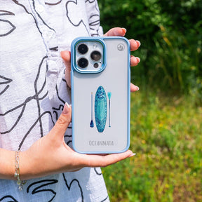 Nachhaltige Handyhülle iPhone 12 pro / iPhone 12 Supclub — in der Hand