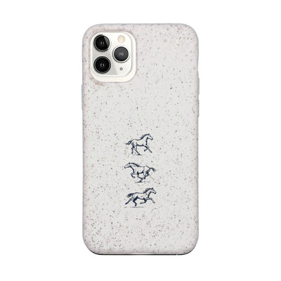iPhone 11 pro Hülle - Pferd weiß - "wild" - nachhaltig
