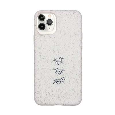 iPhone 11 pro Hülle - Pferd weiß - "wild" - nachhaltig
