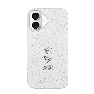 iPhone 16 Hülle - Pferd weiß - "wild" - nachhaltig